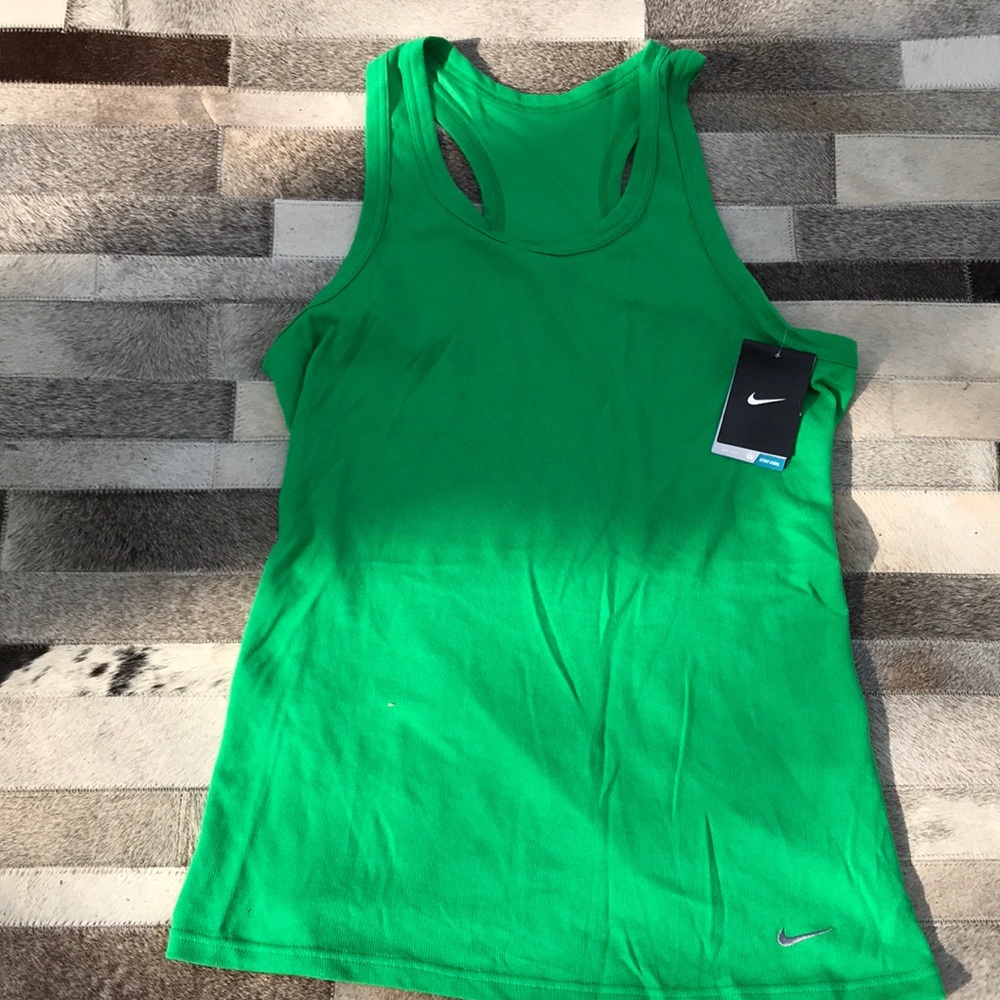 Nike top tee Sz XL New!